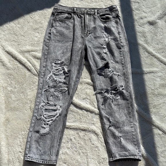 American Eagle Distressed High Rise Bootcut Jeans | Size 12 | Light Grey Y2K - Picture 1 of 12